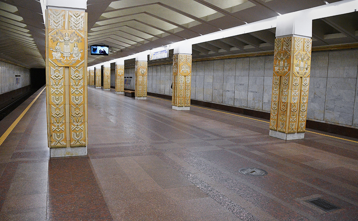 Станция метро &laquo;Площадь Якуба Колоса&raquo; в Минске