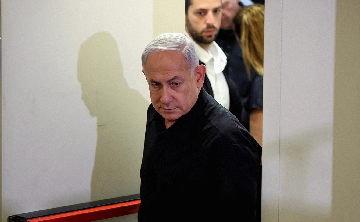 Abir Sultan / Reuters