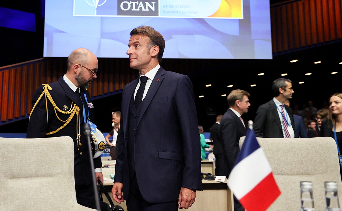 Ludovic Marin / Reuters