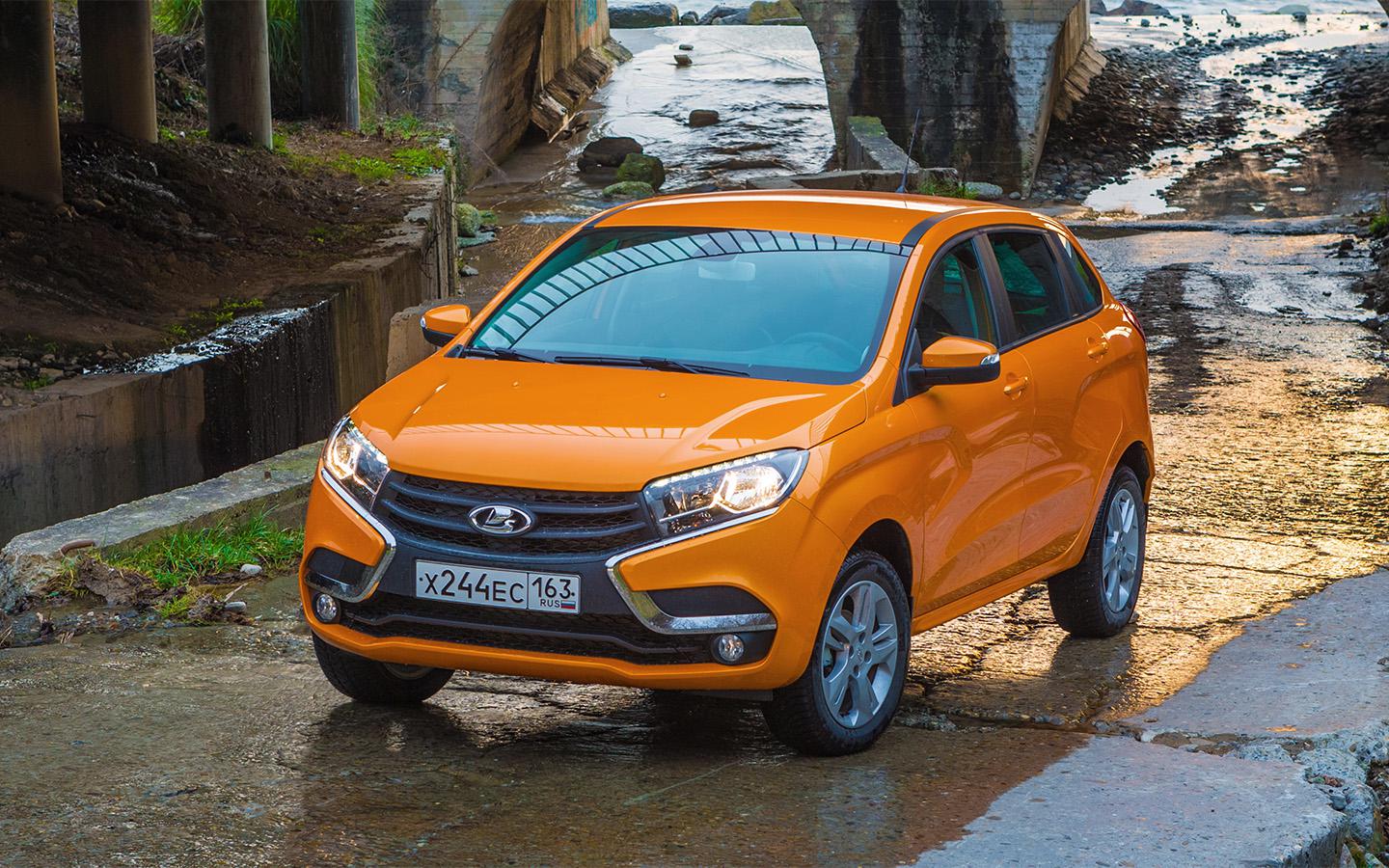 АвтоВАЗ отзовет более 8,2 тыс. автомобилей Lada Xray. Но не для ремонта