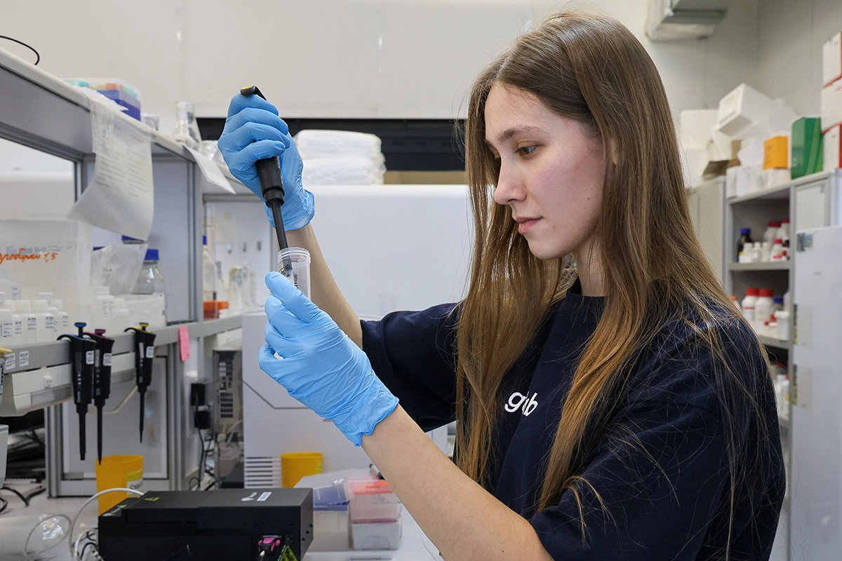 Генетик Волчков — РБК Life: «Будущее за персонализированной терапией»