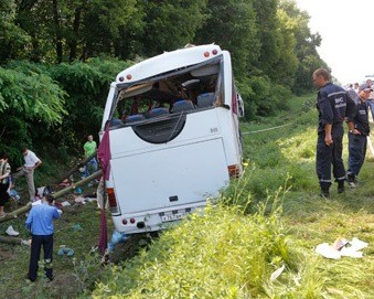 Тела погибших в ДТП на Украине доставили во Псков