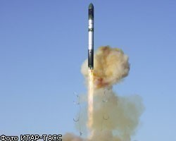 Межконтинентальная ракета "Тополь" поразила цель на Камчатке