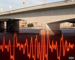 Подземные толчки, возможно, стали причиной колебаний моста в Волгограде