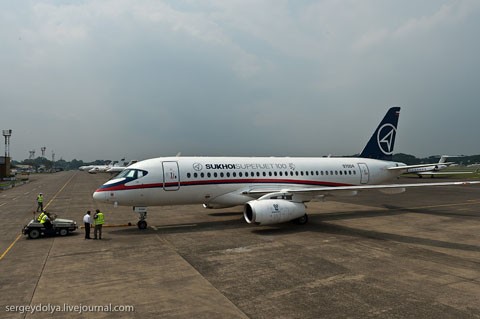 В Индонезии разбился Superjet-100 