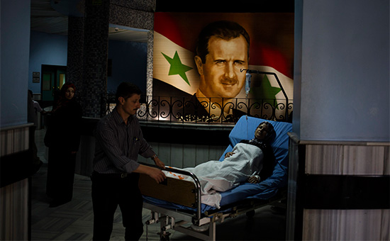 Портрет президента Сирии&nbsp;Башара Асада в центральной больнице Дамаска


