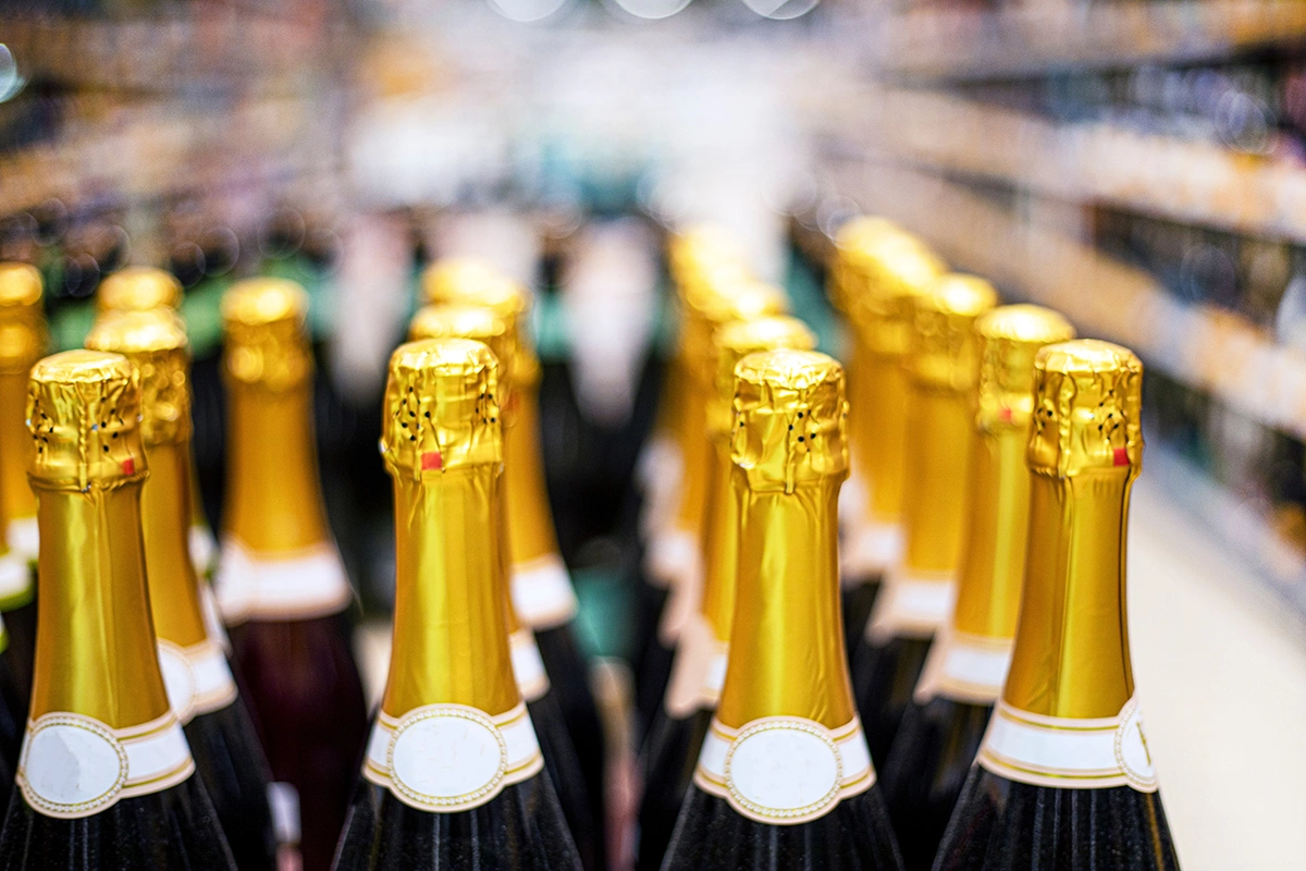 Стабильность накануне роста: рынок игристого в России в 2025 году