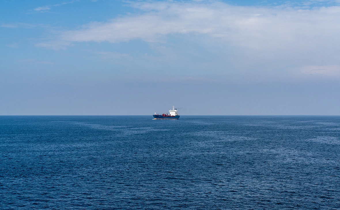 Makasana Photo / Shutterstock