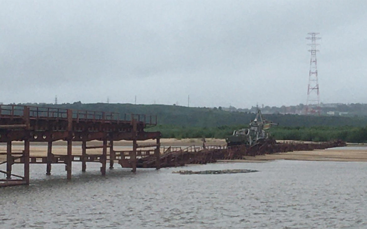 Военная прокуратура начала проверку обрушения моста в ЕАО во время учений