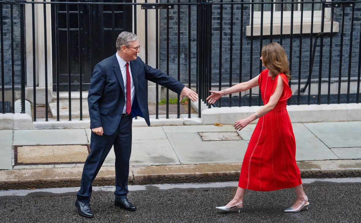 Carl Court / Getty Images