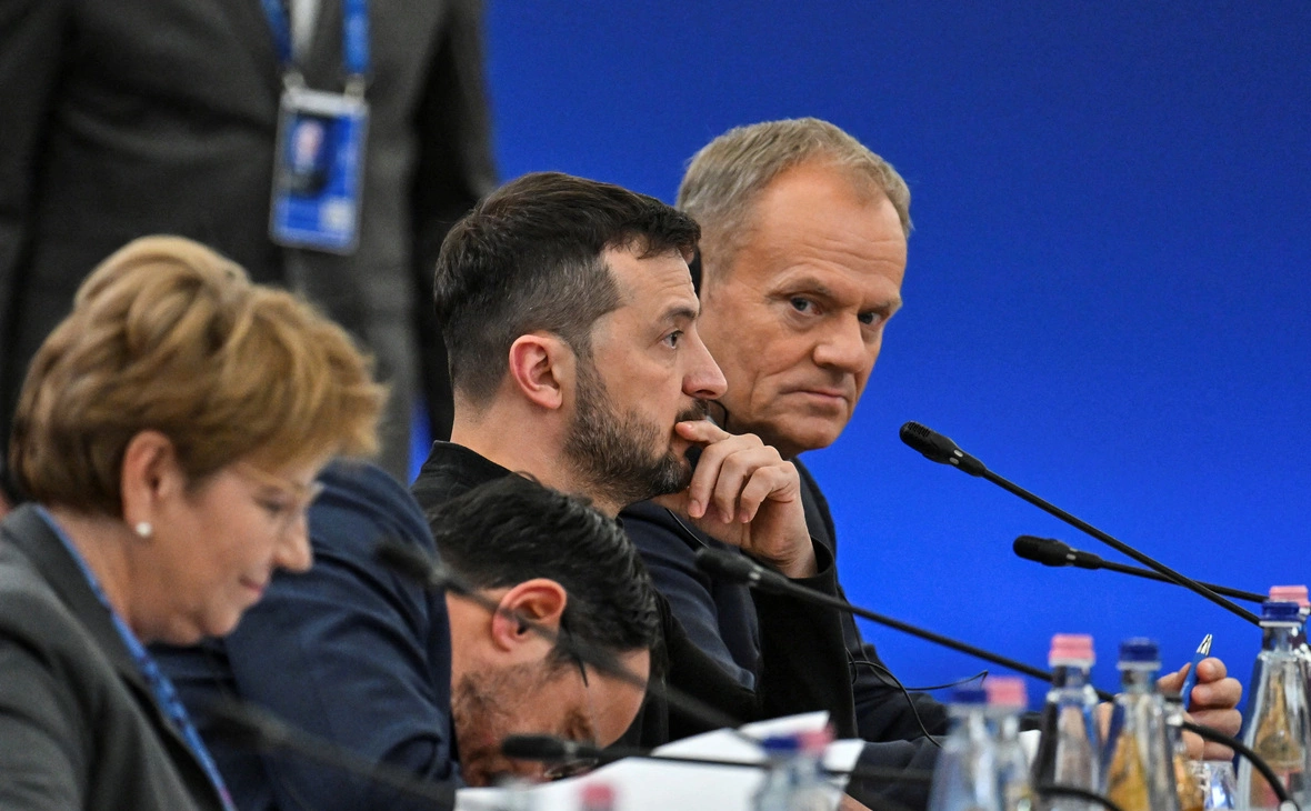 Marton Monus / Reuters