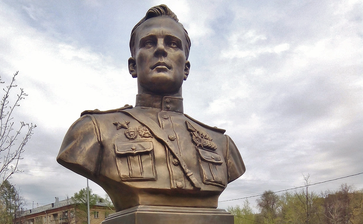 GvozdevN / Wikipedia