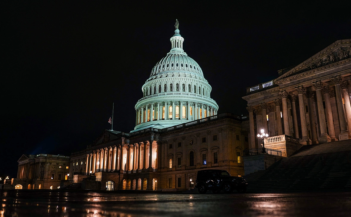 Aaron Schwartz / Reuters