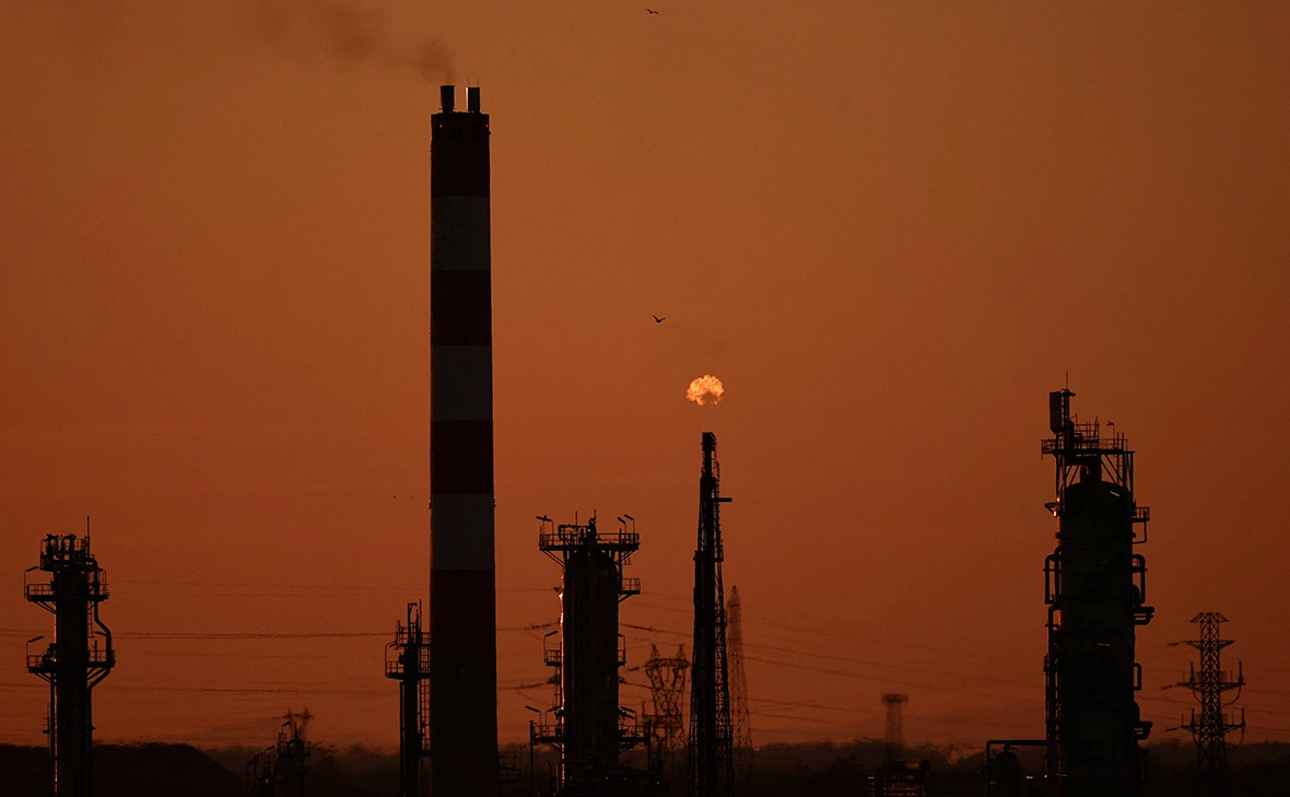 Manon Cruz / Reuters