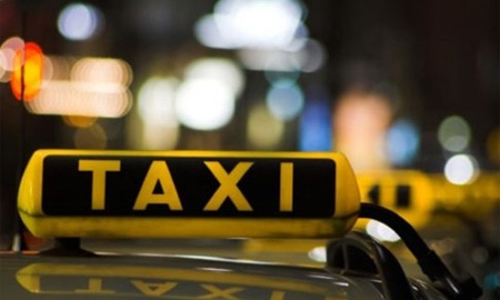 Лицензии таксистов раздадут бесплатно
