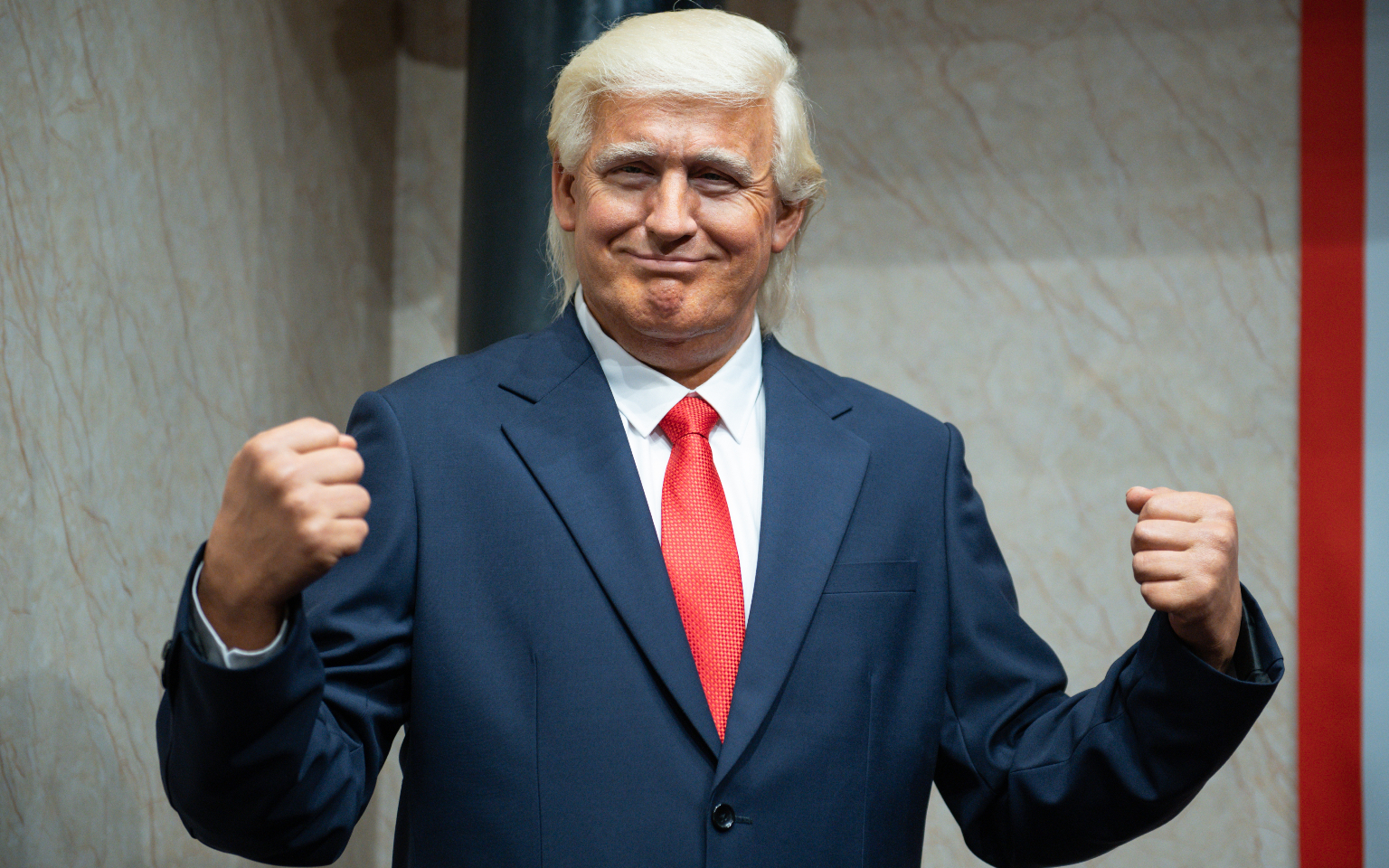 Восковая фигура 45-го президента США Дональда Трампа в музее восковых фигур &laquo;Дежавю&raquo; в Сочи
&nbsp;