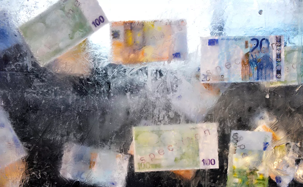 Eric Vidal / Reuters