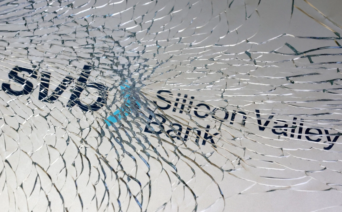 Dado Ruvic / Reuters