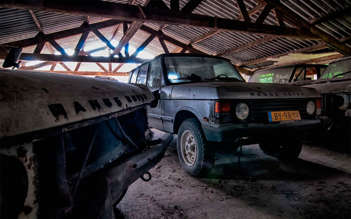 В Нидерландах обнаружили кладбище внедорожников Range Rover. Фото