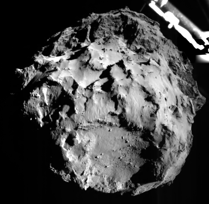 Снимок на растоянии в три километра над кометой 67P/Чюрюмова-Герасименко