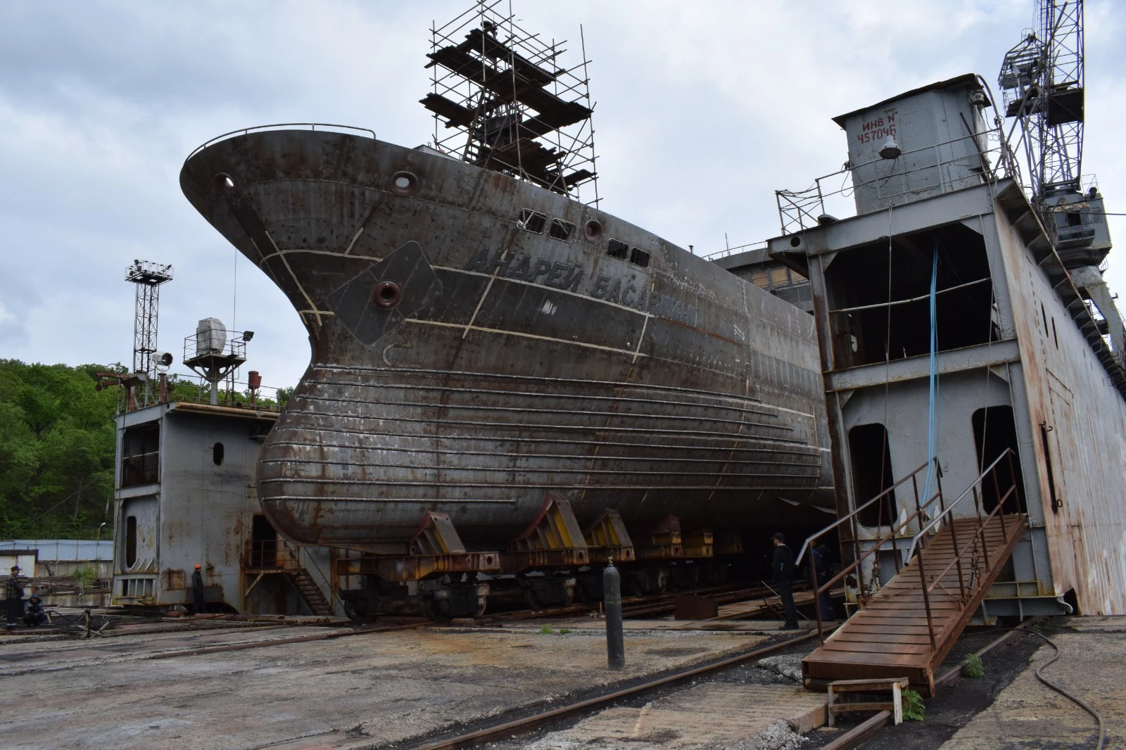 АО "Восточная верфь"