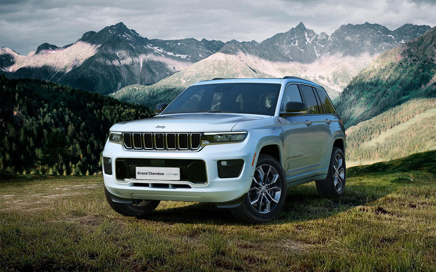 Дилер привез в Россию гибридный Jeep Grand Cherokee. Подробности и цены