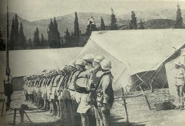Линейка в лагере &laquo;Артек&raquo; в 1925 году