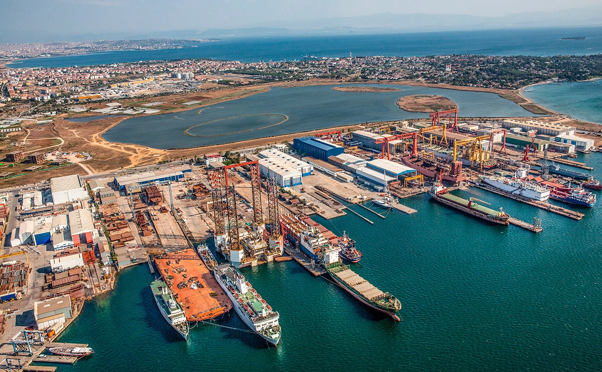 Mehmet Cetin / Shutterstock