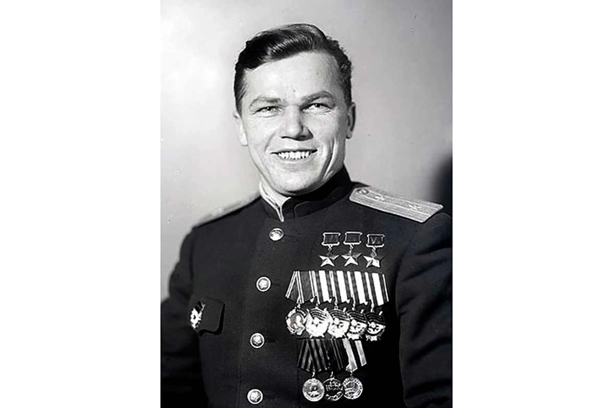 Советский военный летчик и военачальник Иван Кожедуб
