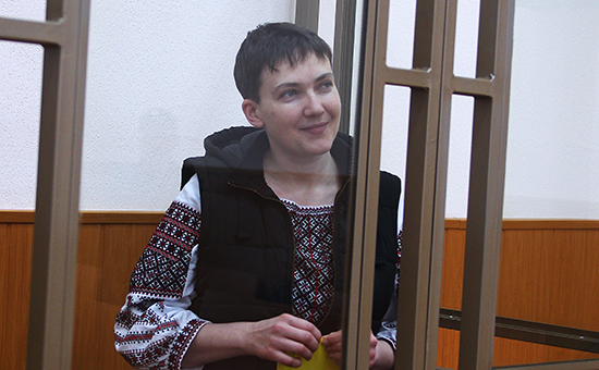 Украинская летчица Надежда Савченко&nbsp;в Донецком городском суде, октябрь 2015 г.


