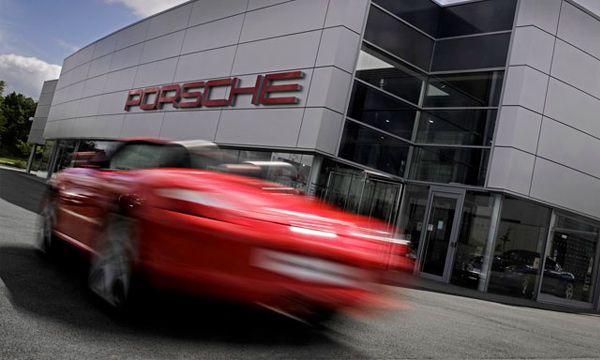 Семейный холдинг Porsche выкупит все акции компании 