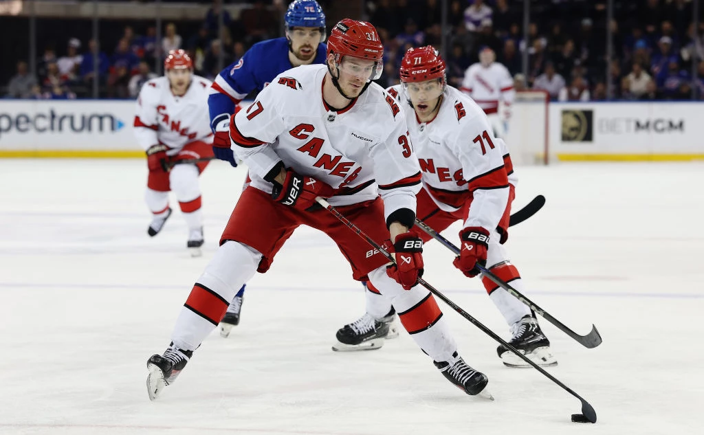 Sarah Stier / Getty Images