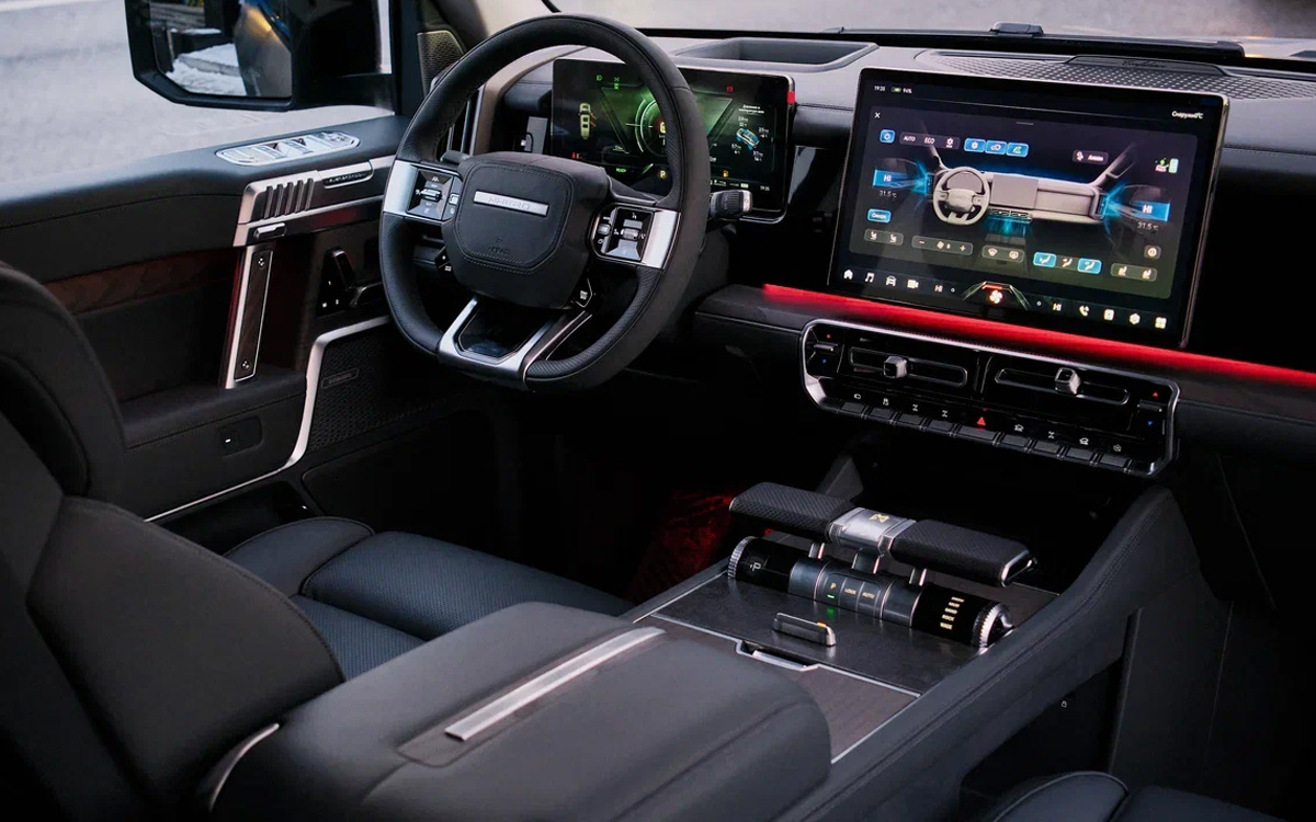 M-Hero I Limited Edition