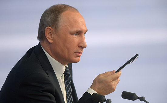 Президент РФ Владимир Путин во время пресс-конференции
