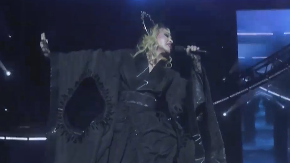 Бесплатный концерт Мадонны на пляже собрал более 1,5 млн человек. Видео
