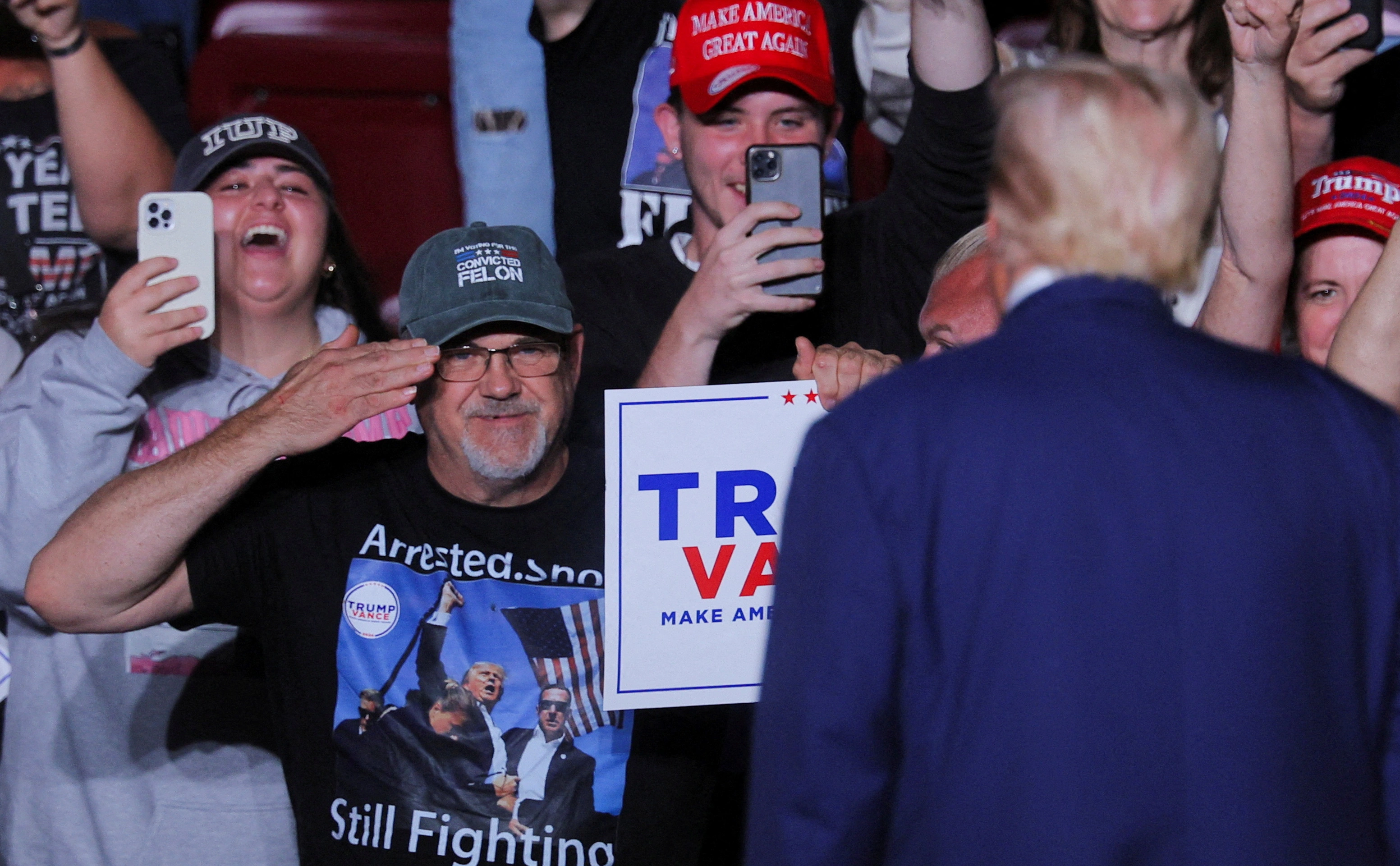 Brian Snyder / Reuters