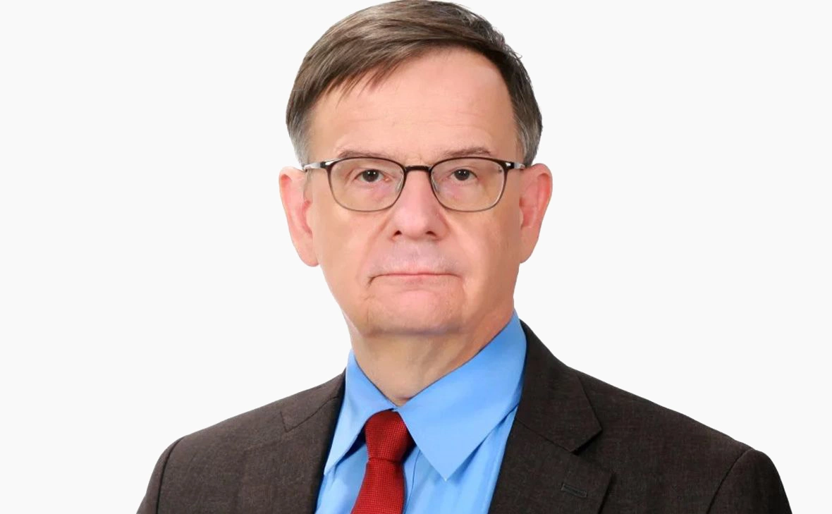 Московская высшая школа социальных и экономических наук