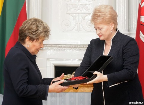 Литва посмертно наградила Бориса Ельцина орденом 