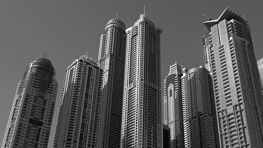 №&nbsp;20. Princess Tower


	Высота:&nbsp;413,4&nbsp;м, 101 этаж
	Место: Дубай, ОАЭ
	Назначение: жилье
	Архитектура:&nbsp;Eng. Adnan Saffarini
	Дата строительства: 2012 год

