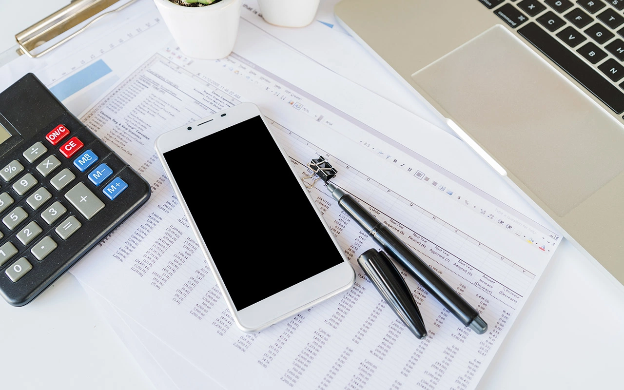 Заполняйте декларацию внимательно, сверяя цифры со своими учетными данными, и тогда ее сдача пройдет легко и без ошибок