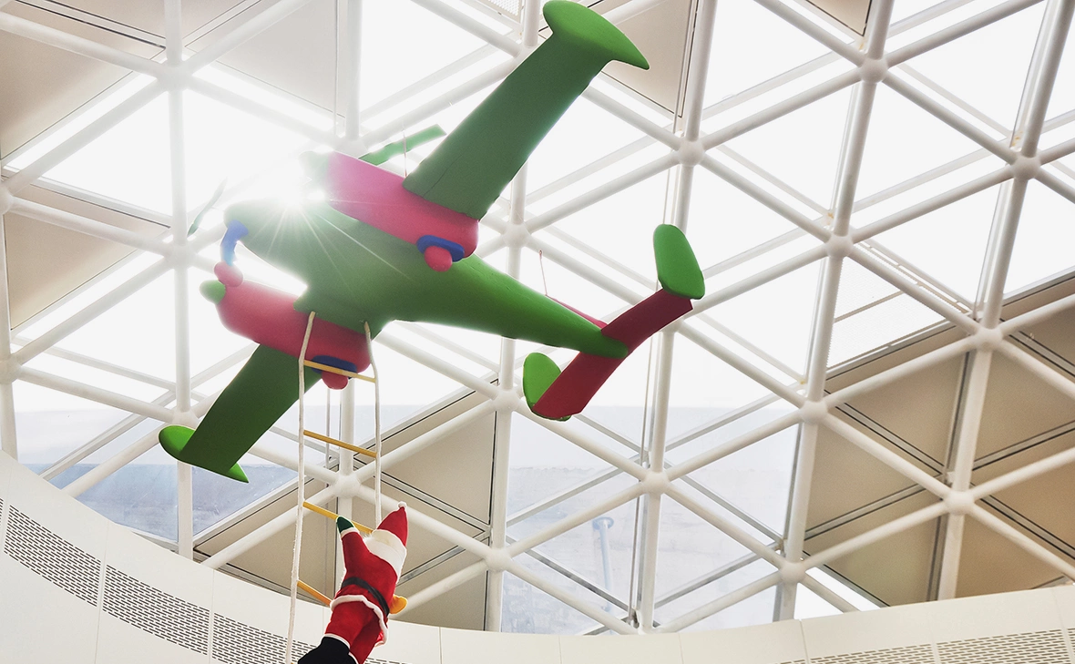 Yurou Guan / Shutterstock