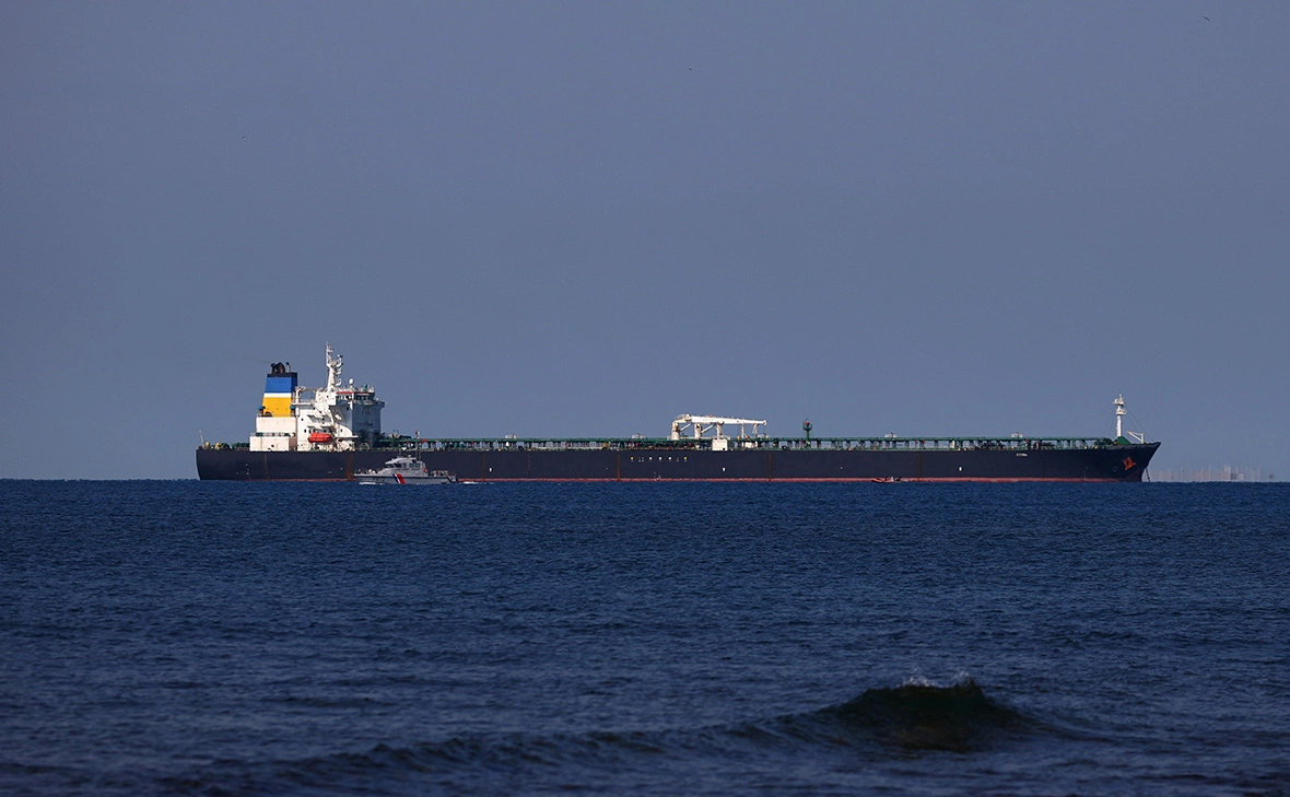 Manon Cruz / Reuters