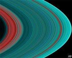 На спутнике Сатурна найден океан глубиной 100 км