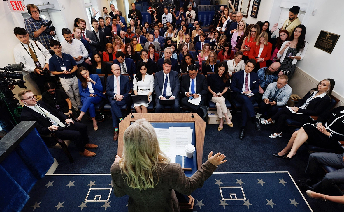 Kevin Lamarque / Reuters