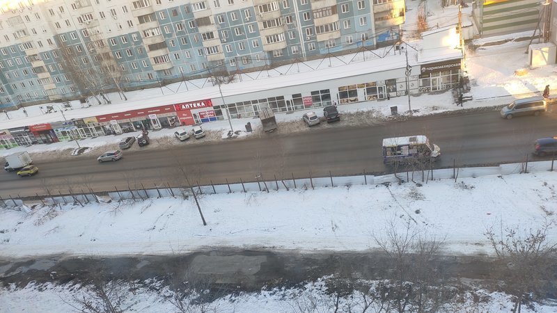 На МЖК в Новосибирске прошел сход местных жителей из-за сквера