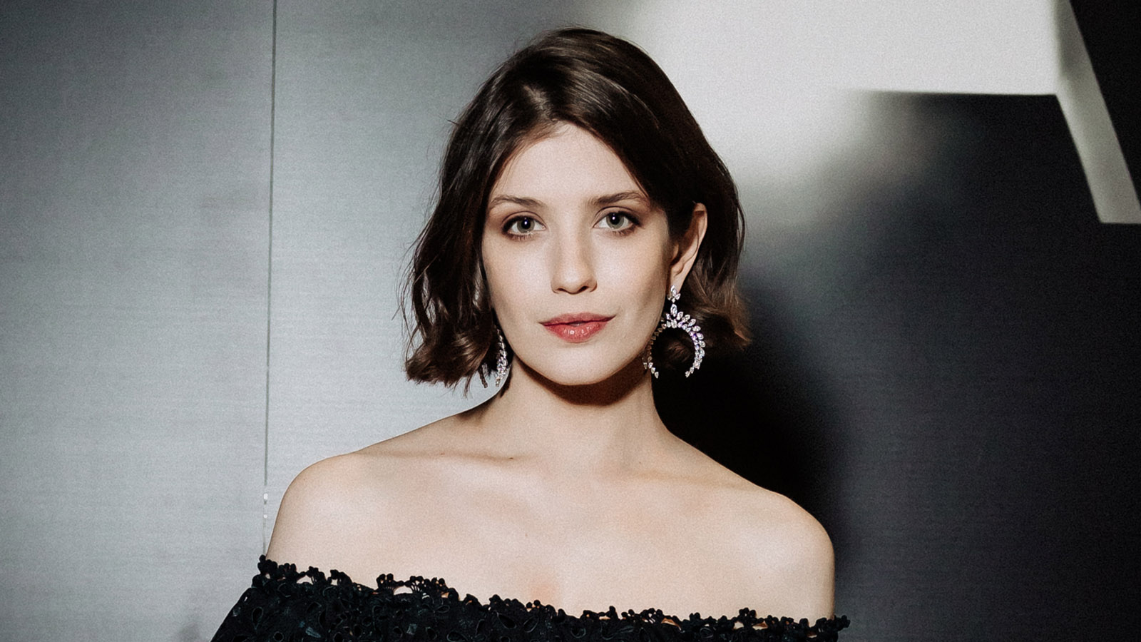 Анам ағасы мен әпкесі порно түсіріп жатқанын ұстап алды