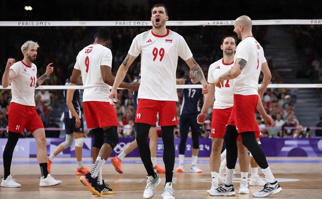 Matthew Stockman / Getty Images