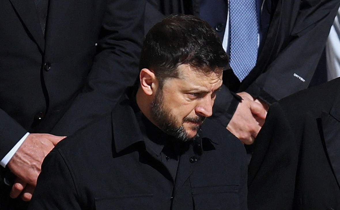 Kai Pfaffenbach / Reuters