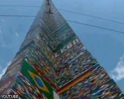 В Бразилии построили самую высокую башню из конструктора Lego. ВИДЕО