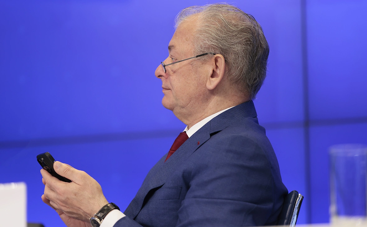 Михаил Гребенщиков / РБК